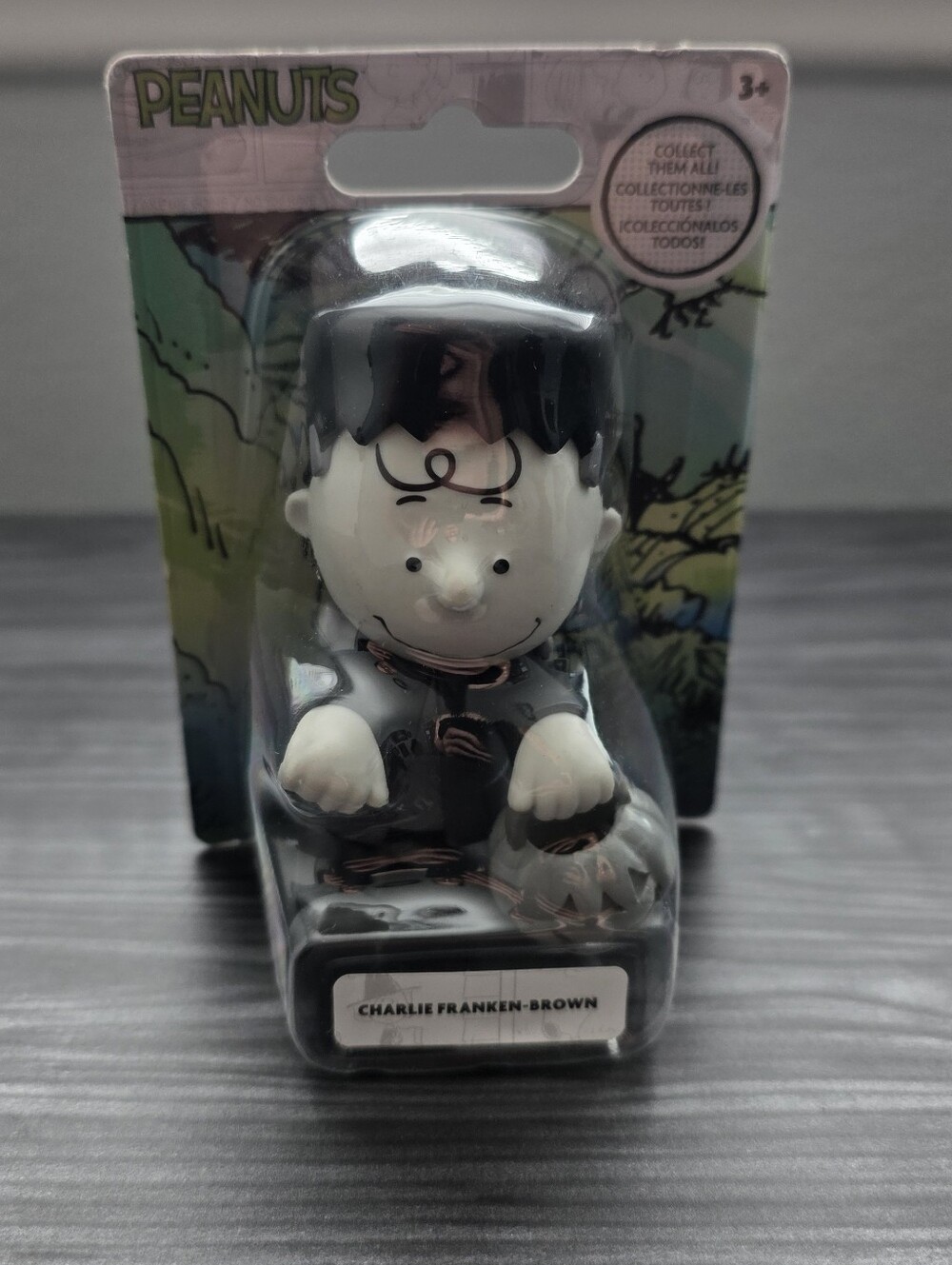Peanuts Charlie Brown Halloween Figure